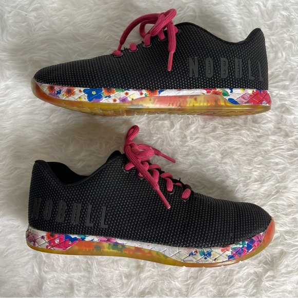 NOBULL Shoes - NoBull women’s Black Floral Trainer size 6.5